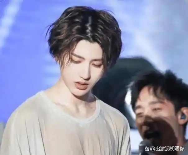 蔡徐坤被写进英语试卷题目难住考生恐怕只有学霸才会吧