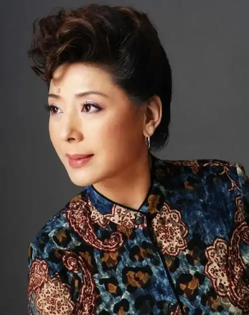 那时候,关牧村和王星军情意相投又相互欣赏,最终[详细]2022-02-28 22