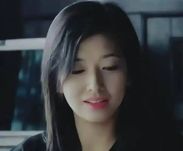 年轻时候的江珊!