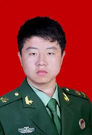 告诉给我ps一张新兵军装照