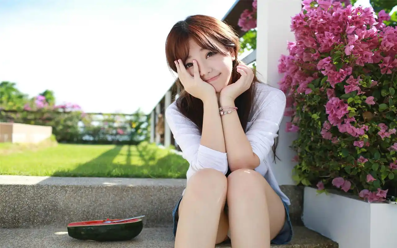 性感美女刘飞儿faye电脑桌面壁纸