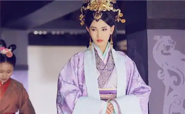 芈八子和秦始皇宣太后简介