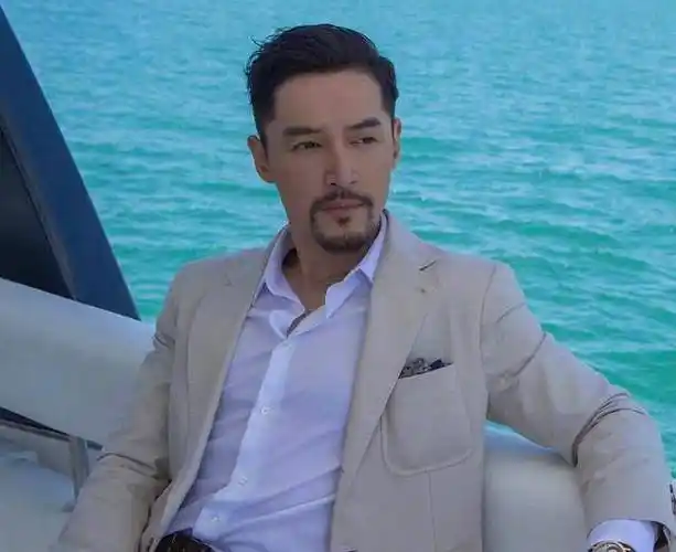 网友曝出38岁胡歌近照,老胡的胡子又没了,网友:少年再次归来_照片