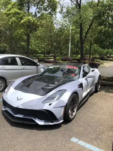 五菱宏光终于出超跑啦仅售55万直言吊打兰博基尼