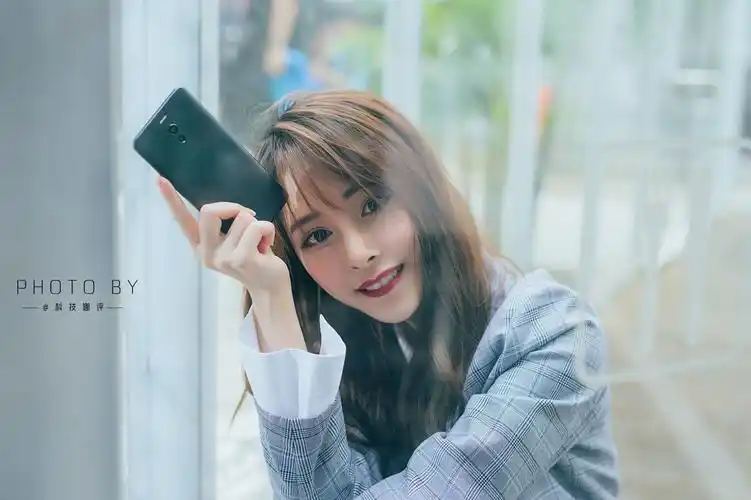 听说魅蓝 note6是千元拍照手机?上手的小姐姐表示