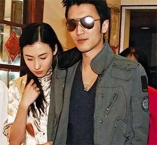 离婚12年后,再看张柏芝跟谢霆锋的较量,才发现他们就不是一路人