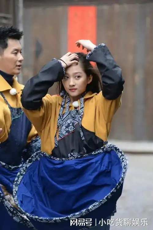 关晓彤和鹿晗参加综艺时的旧照