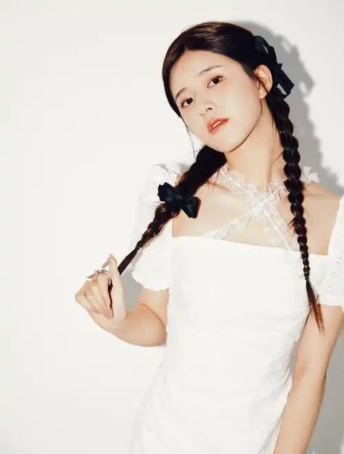 赵露思写真大赏:绝美身材展露无遗,令人心醉神迷!_美貌_成功_魅力