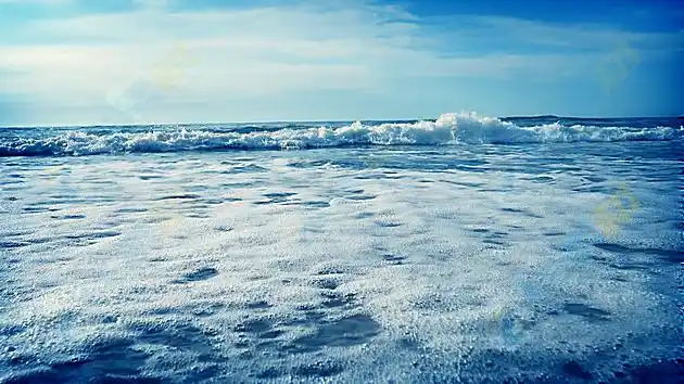 海边白色浪花高清图片下载
