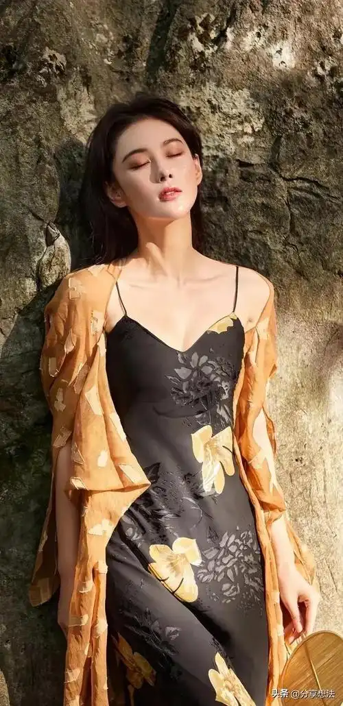 张馨予明星壁纸21