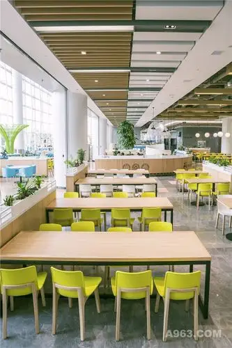 史上最牛的员工餐厅 华为员工幸福感爆棚