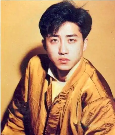 邓超庾澄庆相似度(庾澄庆年轻时有多帅)(1)