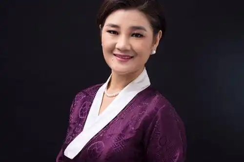 降央卓玛再度现身,坦言消失是回家相亲,胎儿已经七个月大