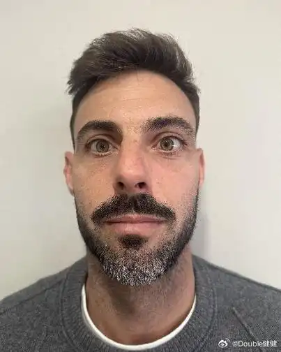 男网选手在巴黎奥运会官网的大头照怼脸自拍是检验帅哥的唯一标准吗