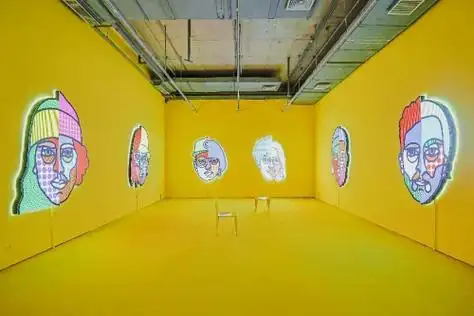 听说北京时代美术馆里来了42位世界名人