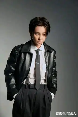 李冰冰男装写真