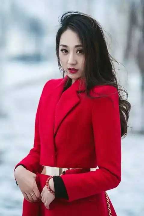 诗与远方丨来自新主播冰冰的《九月》,比远方更远的是