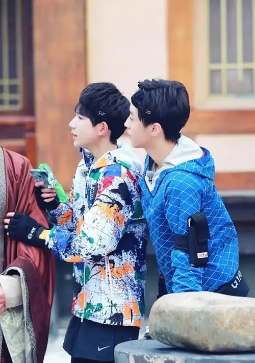 tfboys 王俊凯 小凯 凯凯 凯爷 凯猫 王源 源源 大源 凯源