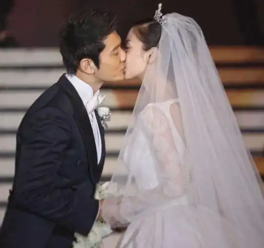 黄晓明前女友 黄晓明前任现任妻子-沈阳老侃