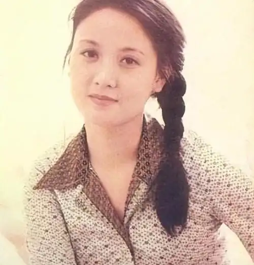 回顾张国立愧对前妻罗秀春余生不会辜负离异的邓婕