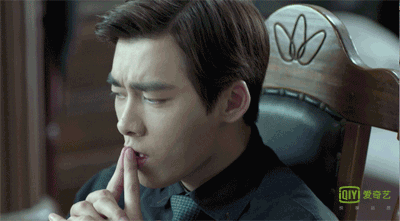 麻雀gif李易峰gif思考gif认真gif