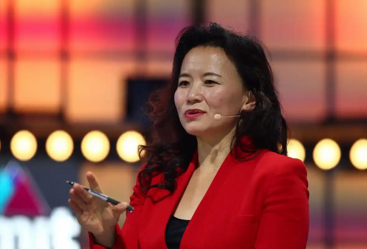 主持人成蕾:藏身央视二十年,因口误暴露间谍身份,结局大快人心