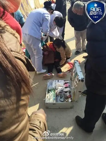 福州闽侯一小学女生上学路上被疯子锤死