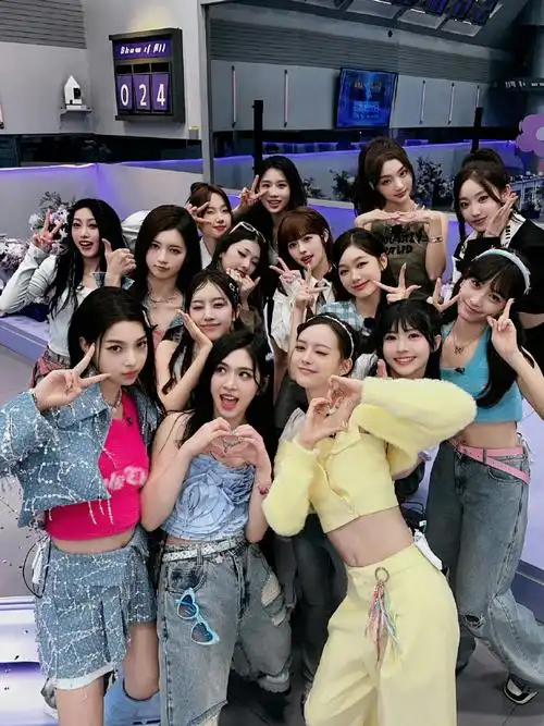 火箭少女101##火箭少女101成团出道六周年