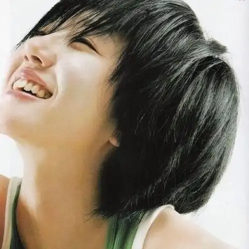 头像照片好像桂纶镁