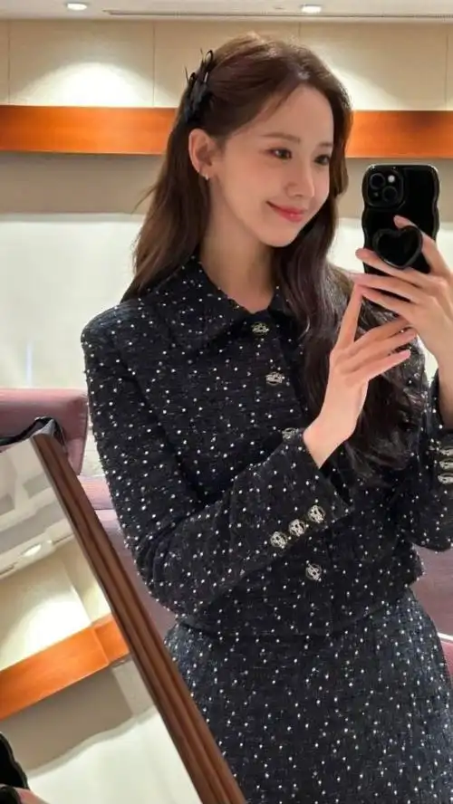 林允儿电影2点的约会#06#林允儿yoonite#  240212 林允儿ins更新