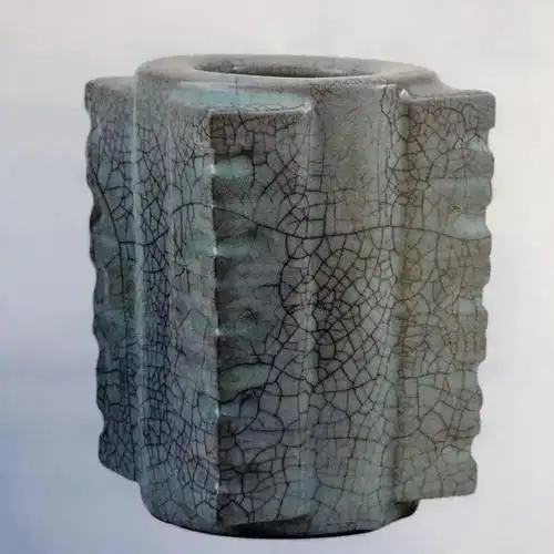 "内圆外方"的琮式瓶,你了解多少?一文带你看明白 - 聚观365