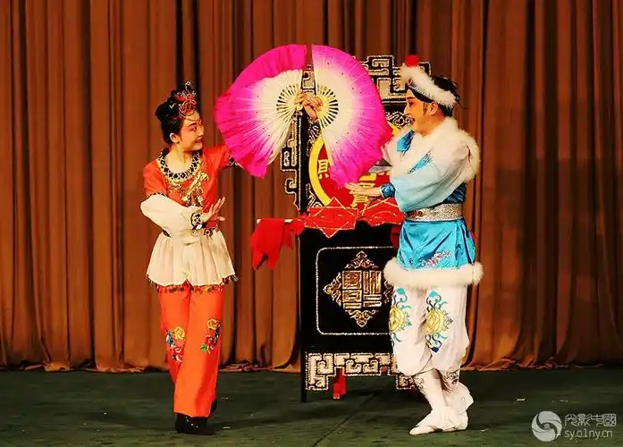 二人台《打金钱》剧照 3