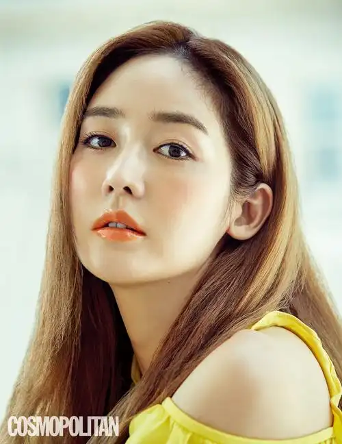 韩国女演员成宥利人美心更善 为患病儿童捐出5千万韩元