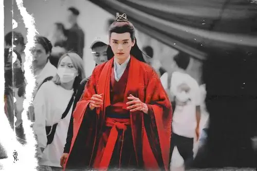 山河令编剧太会了,温客行三大封神设计!扇子 红衣 白发!