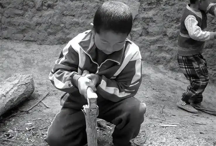 太怀念了!40张童年生活老照片,有你的记忆吗?