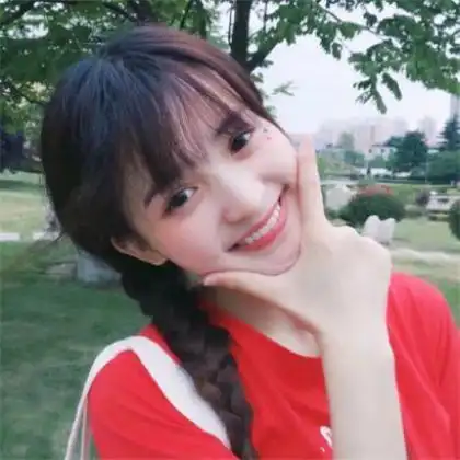 干净爱笑女生头像微笑的女生给你带来好运气吧