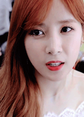 的子公司plan aentertainment于2011年4月推出的女子组合,由朴初珑,尹