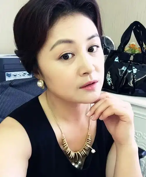 太突然,"谢大脚"意外去世 - 简书