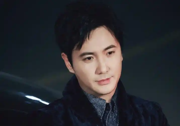 难怪沈腾结婚4年从不晒妻,原来是她,满满童年回忆_王琦_舞台_生活