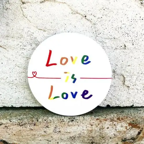 love is love /中徽章