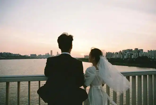 秀恩爱必备!88 种情侣照pose,甜炸!