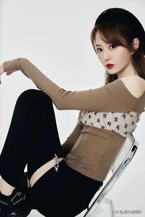 ",腾讯体育nba美女主播:王小七)