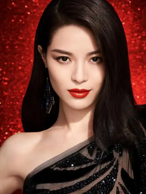 钟楚曦的脸有人说高级有人说心机心机感从何而来