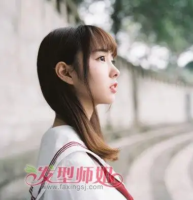 圆脸直发适合什么刘海 脸圆的人适合直刘海吗(2)_发型师姐