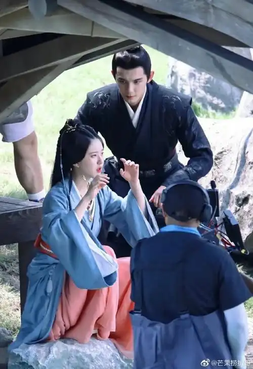 吴磊赵露思星汉灿烂出妆路透