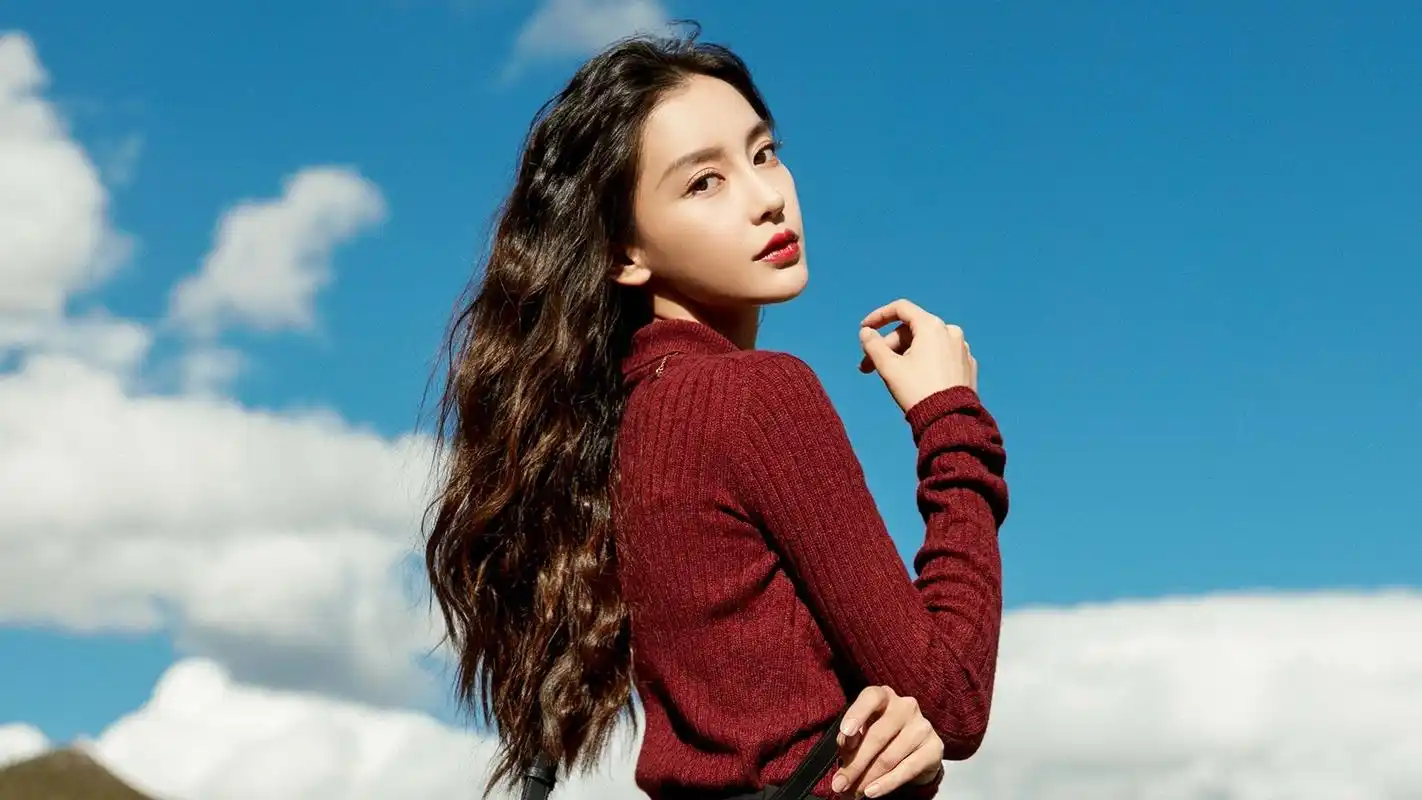 杨颖因迪丽热巴的dior事件,资源现状被彻底暴露,事业粉开始慌了