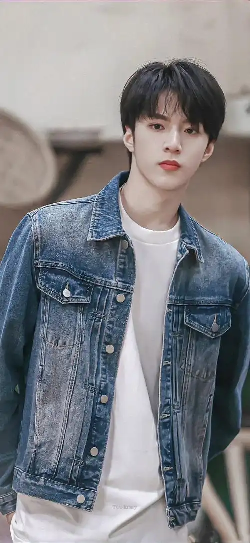 大帅哥刘耀文氛围感壁纸太爱啦!