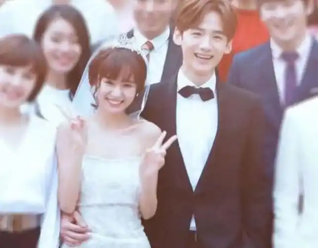 英国太子妃死亡预告鹿晗关晓彤彻底分手了白敬亭看不上郑合惠