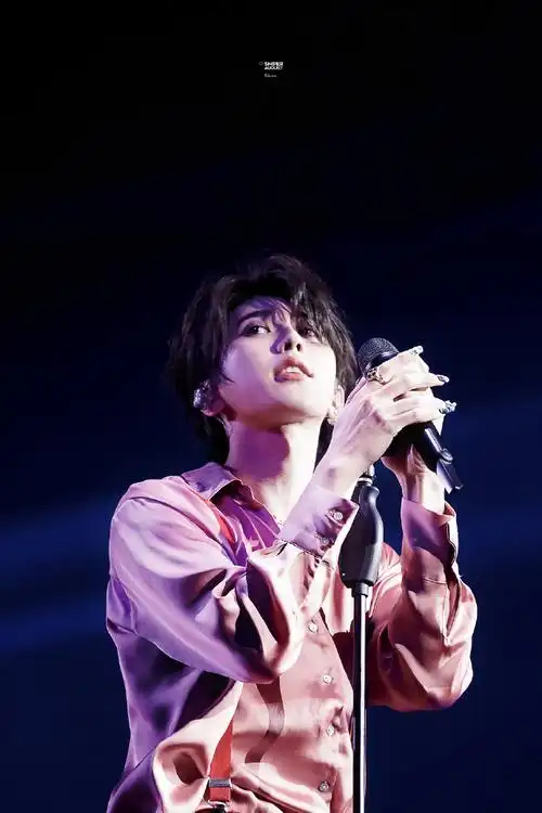 蔡徐坤2023迷巡回演唱会