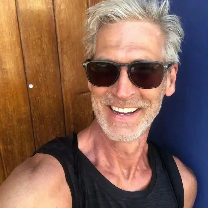 做自己 不被定义.#欧美 #硬汉 #这谁顶得住啊 #络腮胡  - 抖音